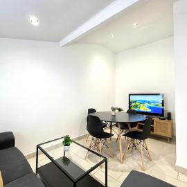 T3 rénové à 15 min de Lyon, hotel a Pierre-Bénite