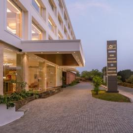 Loft Business Hotel, готель у місті Какканад