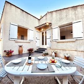 Pinède, calanques & jeux en famille pour 1 à 5 personnes