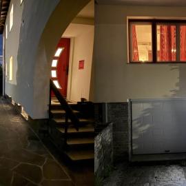 BB QUEENS - Losone, hotell i Losone