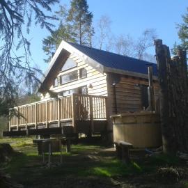 Loch Aweside Forest Cabins – hotel w mieście Dalavich