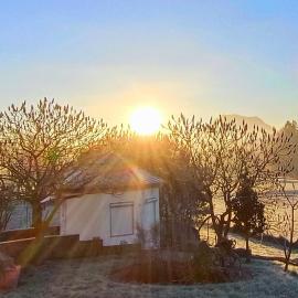 Single Tiny House Salzkammergut, hotel u gradu Regau