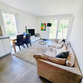 Beautiful Flat with garden view, terrace and parking-105