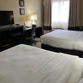 Days Inn & Suites by Wyndham Manheim Lebanon，緬海的飯店