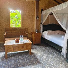 Villa Umah Kampung, hotel a Glagah