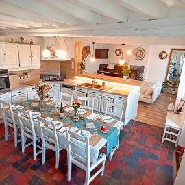 Maison de la Marquise, 15 couchages, 200m2, cour privative, salle de reception, 4 chambres doubles, 1 dortoir 7 couchages, spa linge en option