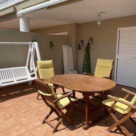 Encantador apartamento con terraza en la Playa de Moncófar, hotel em Moncófar