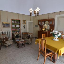 Basilicata Host to Host-Casa Eleonora, hotel en Pisticci
