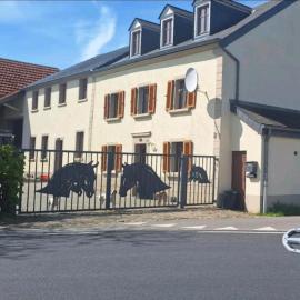 Luxus Oase mit Sauna, viešbutis mieste Haller
