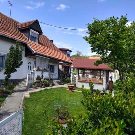 Vila Zvezdane večeri、ルーディックのホテル