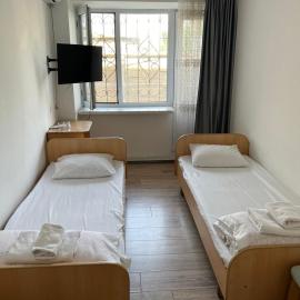 отель Voyage, hotel em Shymkent