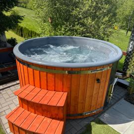 Orlická přehrada Wellness Chata Hřebeny, hotel in Milešov