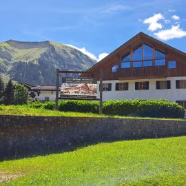 Berwang में, होटल Chalet Zur Rose in Berwang bij de piste