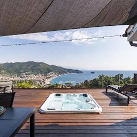 Spettacolare vista isola Terrazza e idromassaggio, ξενοδοχείο σε Noli