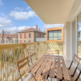 Classic - Paris, DisneyLand, Villepinte Expo, CDG, hotel in Sevran