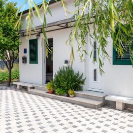 Apartman Donadina-Dalmatian heritage house