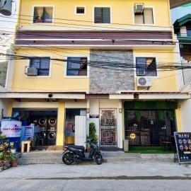 Tres Marias Place, hotel v destinaci Iloilo City