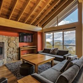 Altezza Penthouse 4 bedroom apartments, hotel in Falls Creek