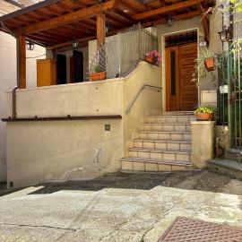 Casa Al Vicolo - Alley House, hotel en Seravezza