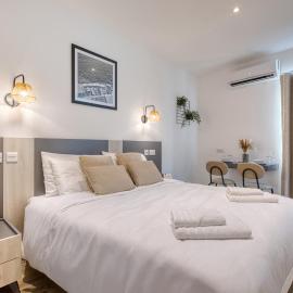 Studio apartment 4 with kitchenette at the New Casa Vittoria by SF HOMES, hotel u gradu 'Cospicua'