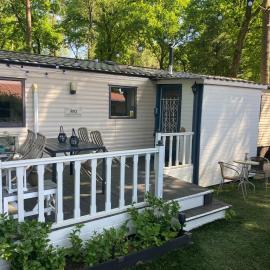 Cozy and child-friendly chalet in the Veluwe, hotel Hoenderlooban