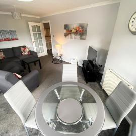 NEW Super 2 Bedroom Flat in Falkirk