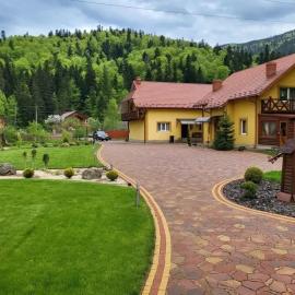 Ластівчине гніздо, hotel in Mykulychyn
