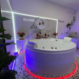 CRS Duomo - JACUZZI "Al Duomo di Catania"