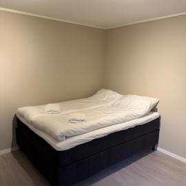 Apartment in Leknes, hotel a Leknes
