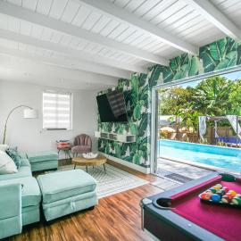 La Playita 4-BR Heated Pool Miami 16 Guests