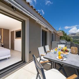 Mirtula House