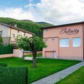 Апартамент Инфинити, hotel i Sapareva Banya