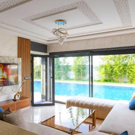 Al Nakheel - Ferme Spacieuse avec Grande Piscine Privée et Espace Vert, hotel a Kenitra