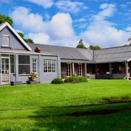Bush Creek Guest House, hotel i Mooirivier