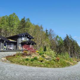 4 Bedroom Stunning Home In Tørvikbygd، فندق في Tyrvikbygd