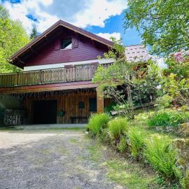 LES CIMES BLANCHES CLEDICIHOME Chalet 10 pers SPA & Grand terrain 4 MINUTES DES PISTES, hotel i La Bresse