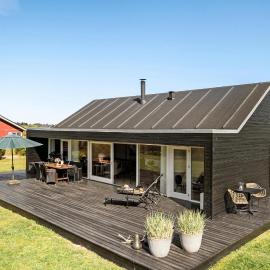 Cozy Home In Brovst With Sauna, hotel Brovstban