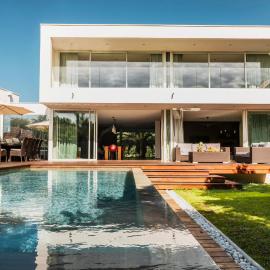 Villa BAHIA Sète - Luxury Villa - Beachfront、セットのホテル