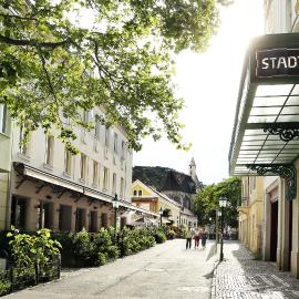 Hotel Babenbergerhof, khách sạn ở Mödling