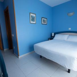 El Espino Albar - AutoCheck-in, hotel in Santiuste