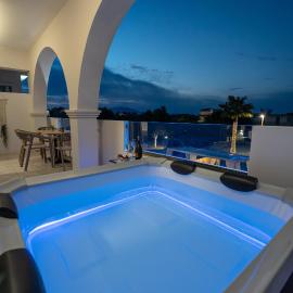 Mamfredas Suites, hotel di Kipseli