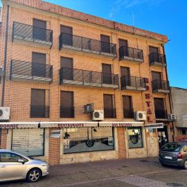 DORMERO Hotel y Albergue Sahagun, hotel in Sahagún