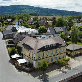 Historisches Erbgericht Neukirch Lausitz, hôtel à Niederneukirch
