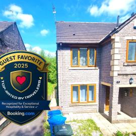 3 Bedroom Spacious Modern Comfortable Home in Rochdale, Work, Relax, Explore Manchester, Oldham, Bury, hotel a Rochdale