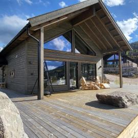 Stylishly furnished chalet with a large terrace in Vrådal, מלון בוראדל