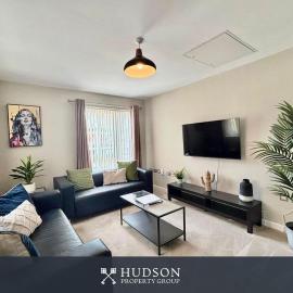 2-Bedroom Central Apartment