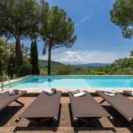 Villa Orchidea by PosarelliVillas, hotel v mestu Certaldo