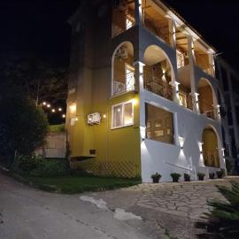 IL TRAMONTO APARTMENTs 2