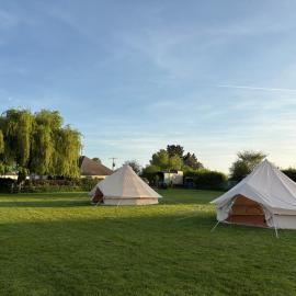 5 Metre 'UNFURNISED' Bell Tent, hotel u gradu Ball
