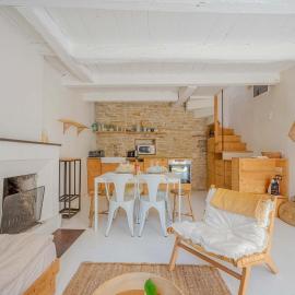 Le Chant des Venelles - Maison & son annexe, Hotel in Les Portes